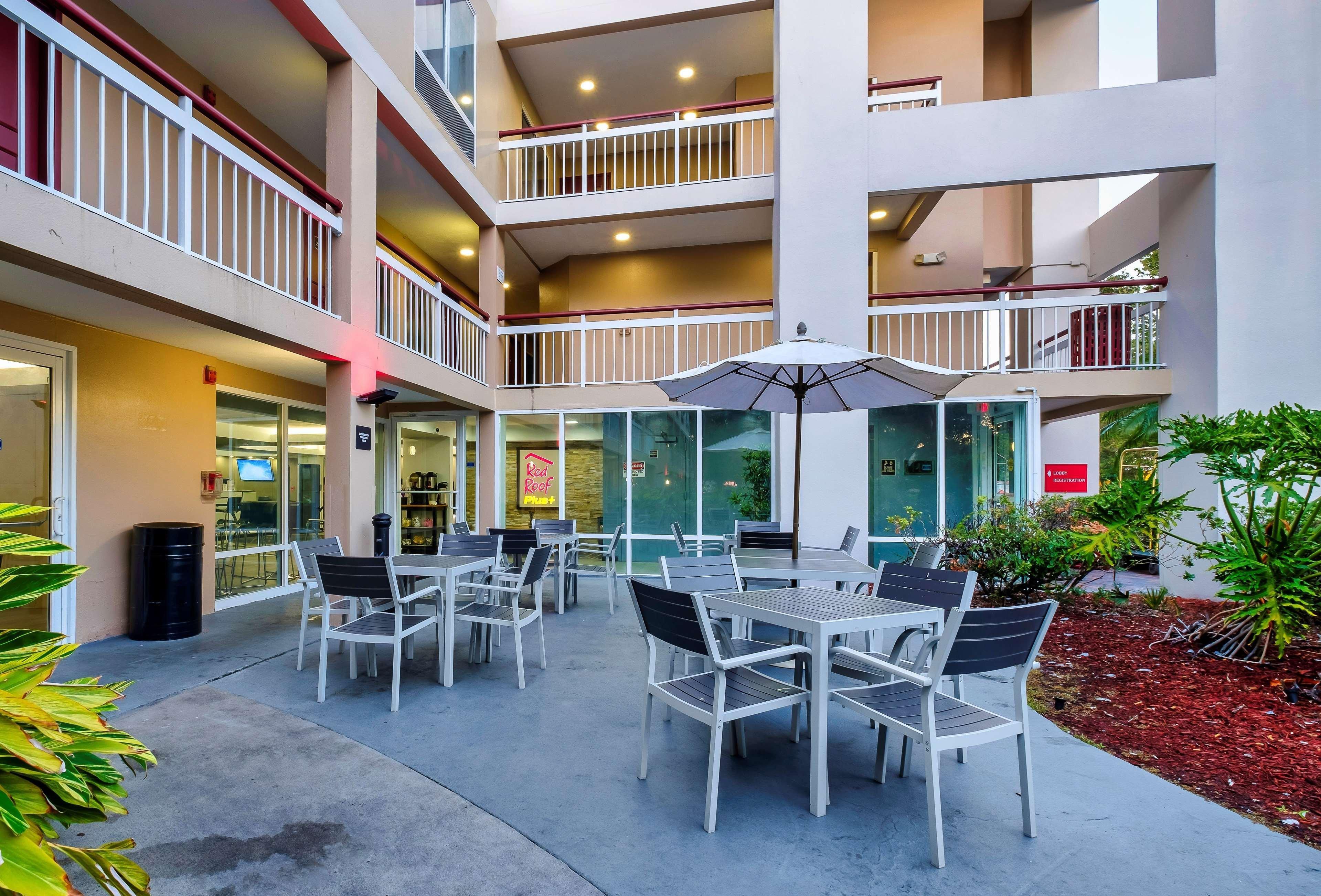 Orlando Inn Near International Drive Williamsburg Zewnętrze zdjęcie