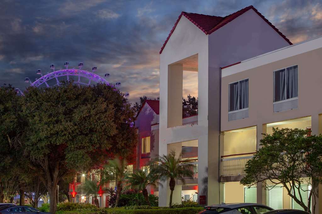 Orlando Inn Near International Drive Williamsburg Zewnętrze zdjęcie
