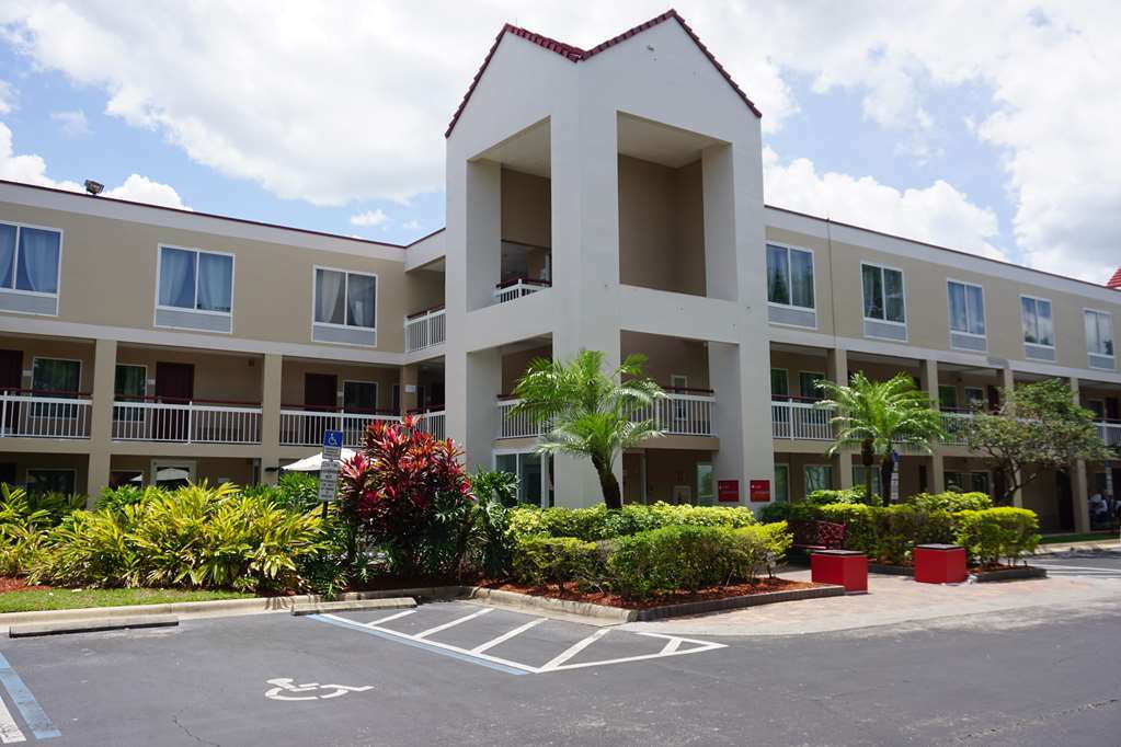 Orlando Inn Near International Drive Williamsburg Zewnętrze zdjęcie